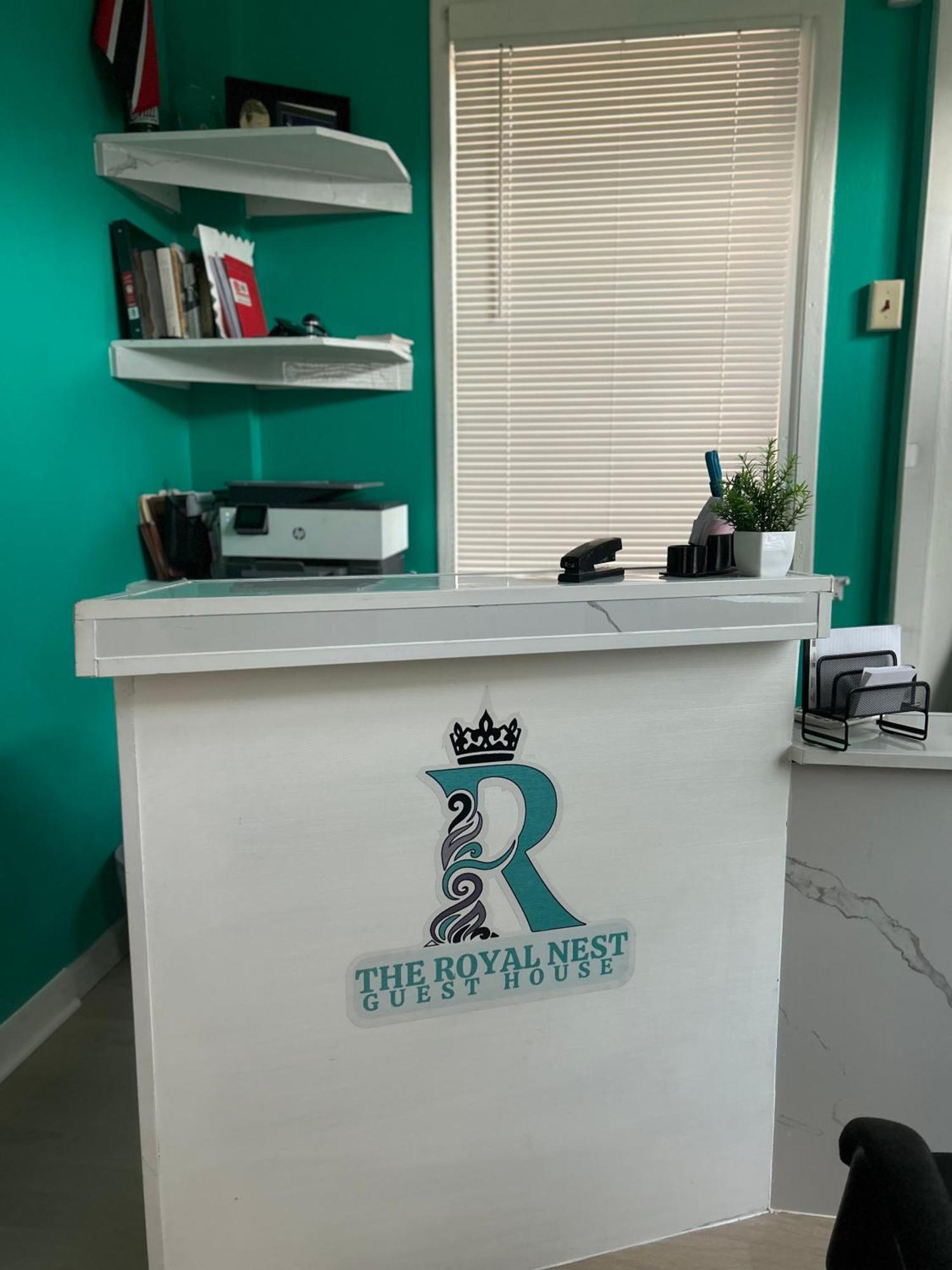 The Royal Nest Trinidad Panzió Diego Martin Kültér fotó